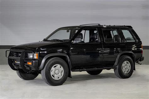 1993 Nissan Pathfinder XE V6 - Carros Clássicos - The Garage