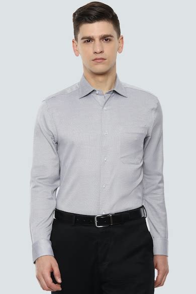 Buy Men Grey Classic Fit Textured Full Sleeves Formal Shirt Online ...