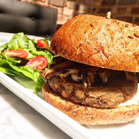 Freesoulcaffe - Tustin California Restaurant - HappyCow