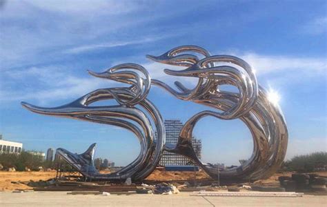 玻璃钢创意蜗牛雕塑 户外园林小品 商场 售楼部大型雕塑定制工厂-阿里巴巴