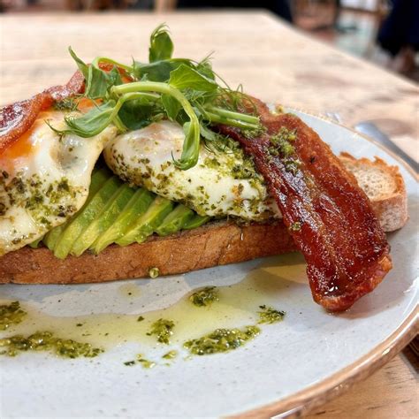 "Big Daddy" Sunday Breakfast & Lunch, Springvale Road, SO23 7LD ...