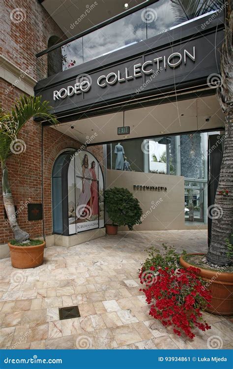 Rodeo Drive Shopping Center in Beverly Hills Editorial Photo - Image of ...