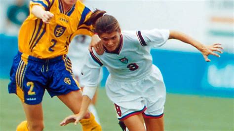Mia Hamm And Nomar Garciaparra 2022