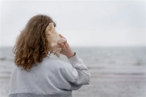 Common Myths About Hearing Loss You Should Stop Believing – Pearl Hearing Clinic