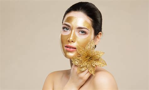 Best Ways to Use a Gold Peel Mask at Home