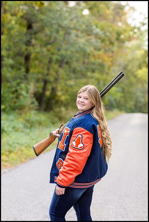 Lily | Illini West | Senior 2024 | Extra Curriculars | creativetouch ...