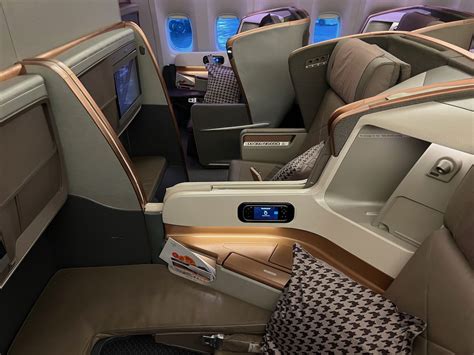Singapore Airlines Business Class 的图像结果