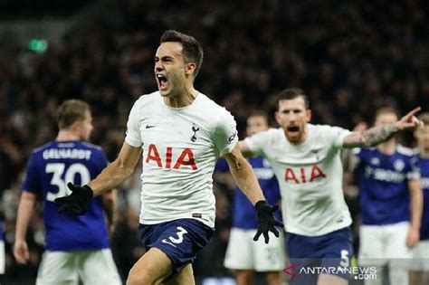 Manchester United Meminjam Sergio Reguilon, Simak 4 Hal tentang Dia ...