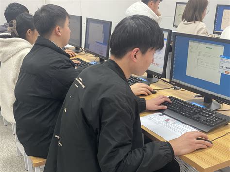 信息工程学院：我校顺利举行“1+X” Web前端开发职业技能等级考试-滁州职业技术学院