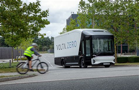 Volta Trucks reveals full-electric Zero 16-tonner for inner-city ...