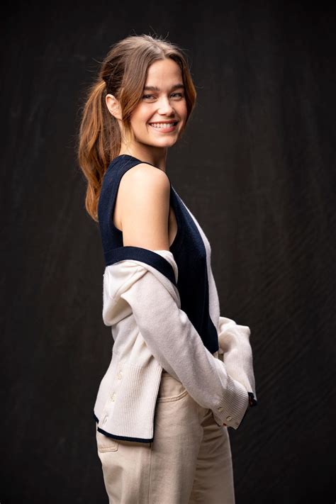 'Piper, no!': 'White Lotus' star Sarah Catherine Hook dishes on cut ...