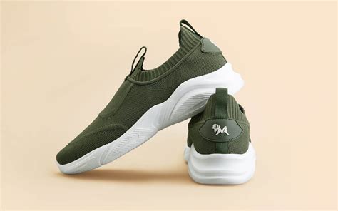 Buy Black Slip Ons For Men & Women Online - Neemans