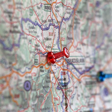 Download wallpaper 3415x3415 map, route, close-up ipad pro 12.9" retina ...