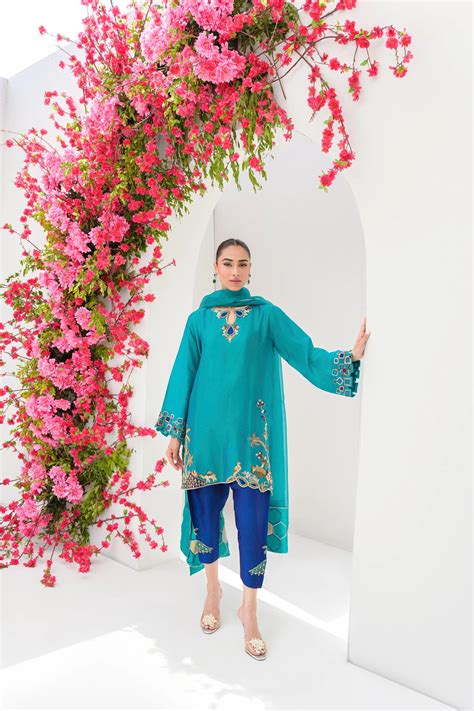 Estelle Eid Edit II'25- Minty Lagoon – Nainpreet - The Collective