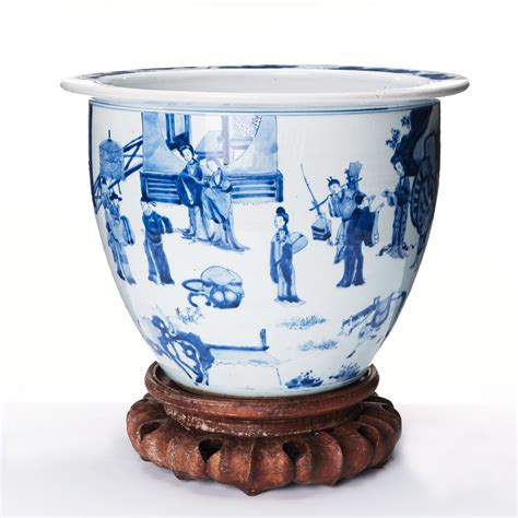 A large Chinese flower pot, Qing dynasty, Kangxi (1662-1722). - Bukowskis