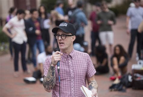 A Professor Brought His Guns to Protect Protesters at White-Supremacist ...