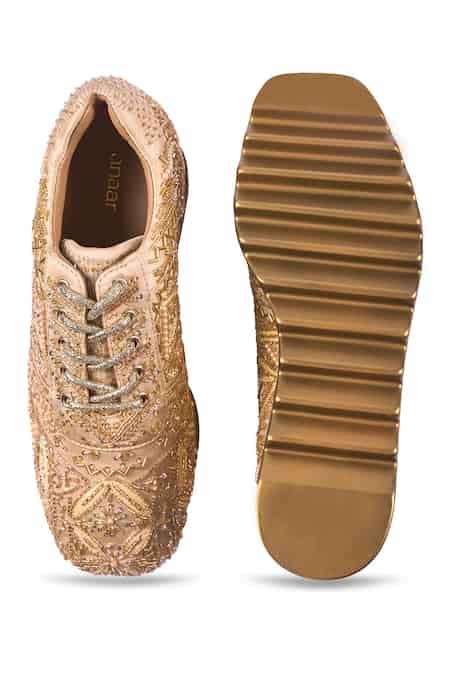 Buy Anaar Wedding Footwear | Bridal Sneakers, Shoes & more