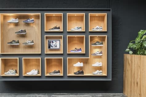 比利时运动鞋SneakerDistrict品牌店设计_简米武汉_新浪博客