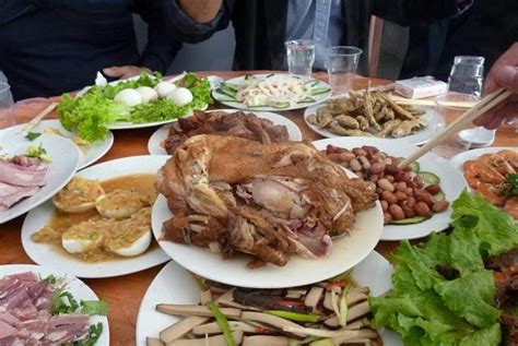 中国哪个省的酒席最好？福建人的家宴好丰富啊！_新闻频道_中华网