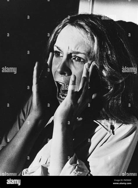 Halloween 1978 jamie lee curtis Black and White Stock Photos & Images ...