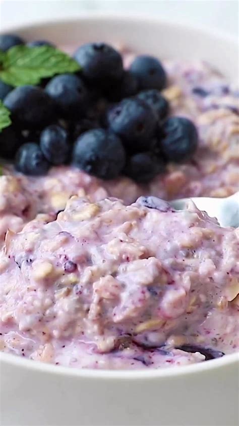 Ready in only 5 minutes, this blueberry overnight oats recipe uses ...