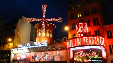 Moulin Rouge Tickets and Tours - Hellotickets