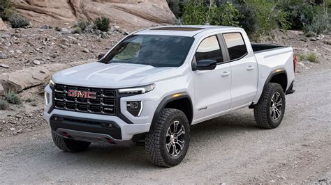 2023 GMC Canyon - Road Tests MotorWeek