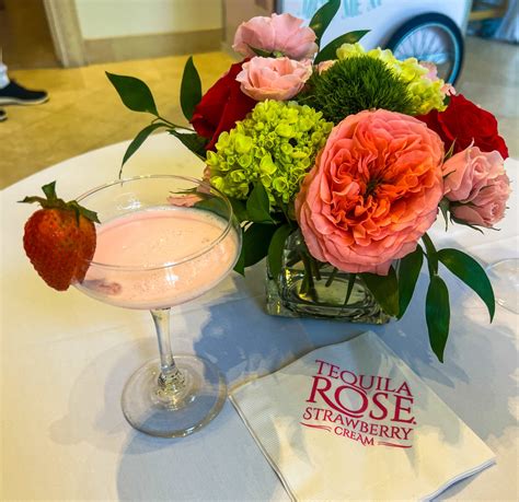 Easy Recipe Ideas for Tequila Rose Strawberry Cream Liqueur