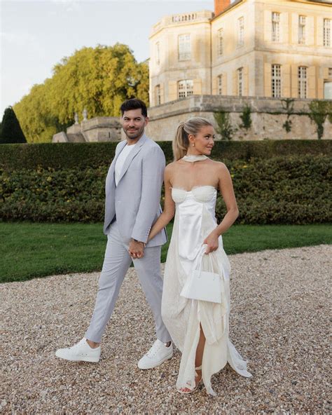 27 Best Rehearsal Dinner Dresses That Are Sure to Stun