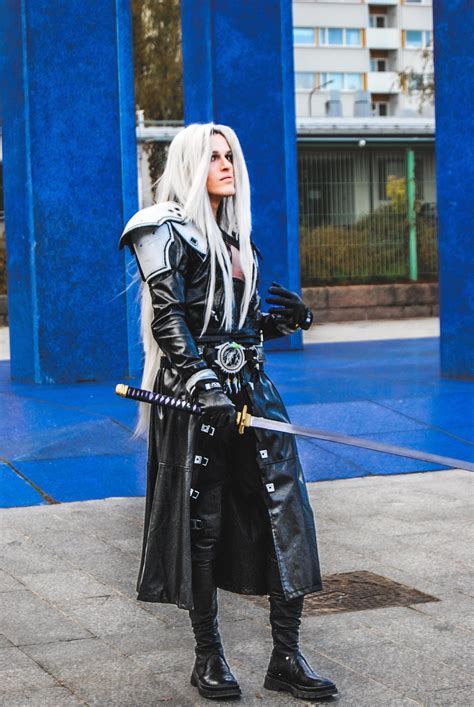 Mom takes Sephiroth baby girl in the park to hang out they have fun and smile :) [self] : r ...