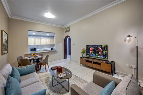 AL NAKHEEL HOTEL APARTMENTS BY MOUROUJ GLORIA (Abu Dhabi) - Specialty ...