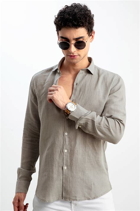 Grandiosity Moth Grey Shirt - SNITCH