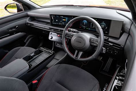 New Hyundai TUCSON 1.6T Plug-in Hybrid Ultimate 5dr 4WD Auto Estate for ...