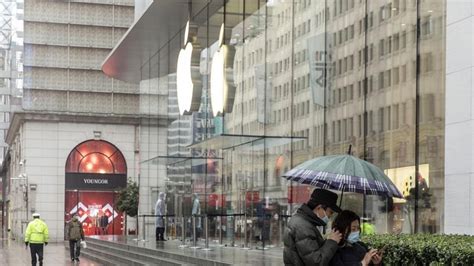 Apple to reopen a store in Shanghai today with reduced working hours ...