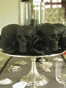 7 Ways To Decorate With Skulls Skeletons by How To Decorate Your With Skulls And Skeletons 7 Ways To Decorate With Skulls Skeletons