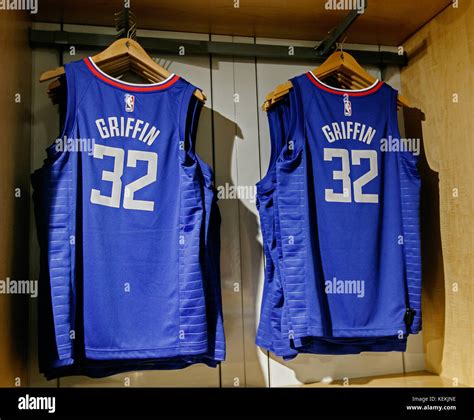 Replica jersey of Blake Griffin of Los Angeles Clippers on sale in the ...