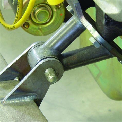 what is engine motor mount