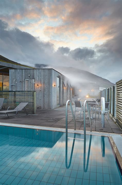 Entrance to the Fontana Spa at Lake Laugarvatn | Guide to Iceland