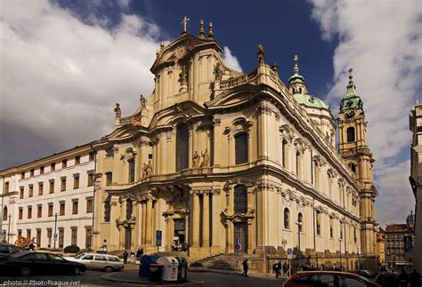 Malostranské Square | Avantgarde Prague
