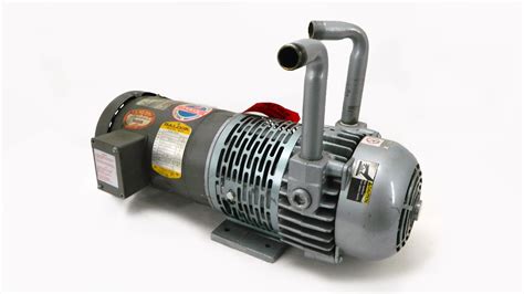 Gast 2567-V103 Oil-Less Rotary Vane Vacuum Pump 1.5 Hp 208-460V 21 CFM ...