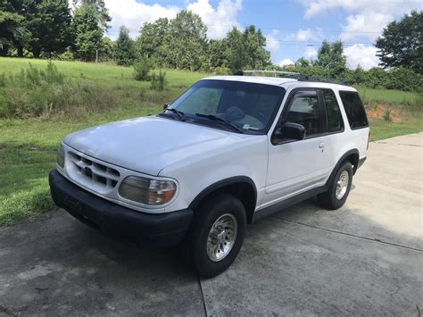 First Gen Ford Explorer 的图像结果