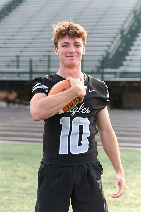 Athlete of the week: Zionsville quarterback develops accuracy, pocket presence