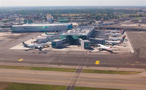 The 10 Biggest and Busiest Airports in Italy: Ranking and Passenger Traffic Figures - We Build Value