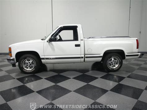 1995 Chevrolet Silverado | Classic Cars for Sale - Streetside Classics