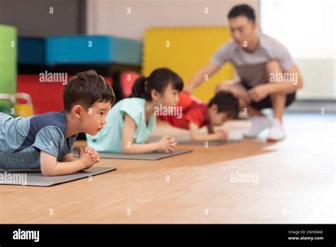 Children Exercise Class 的图像结果