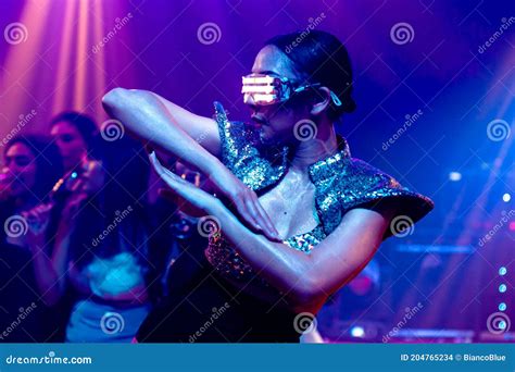 Techno Swing Music 的图像结果