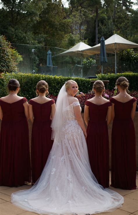 Download Bridesmaids Back Shot Wallpaper | Wallpapers.com