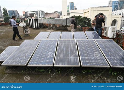 Solar High-Rise Building 的图像结果