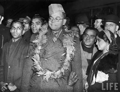 नेताजी सुभाष चंद्र बोस के पुराने और दुर्लभ मूल फोटो Old and Rare Photos ...