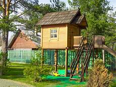2 Beautiful Fabric Playhouse Design Ideas And Boys by 8 Free Plans For Playhouses 2 Beautiful Fabric Playhouse Design Ideas And Boys